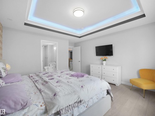 1427 150 Avenue, Edmonton, AB - Indoor Photo Showing Bedroom