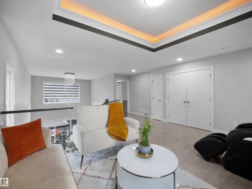 1427 150 Avenue, Edmonton, AB - Indoor Photo Showing Other Room