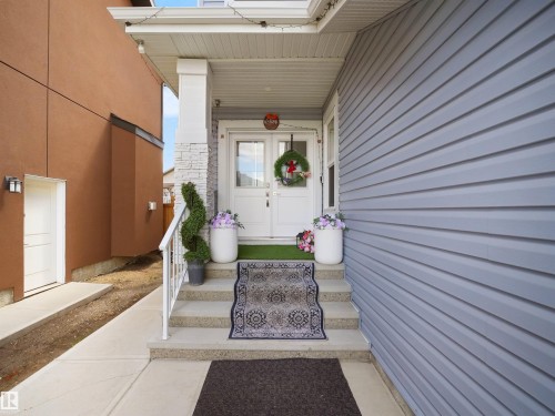 1427 150 Avenue, Edmonton, AB - Outdoor With Exterior
