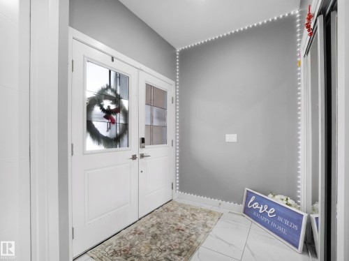 1427 150 Avenue, Edmonton, AB - Indoor Photo Showing Other Room