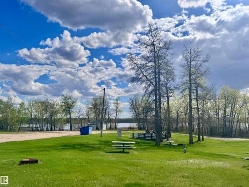 126 Sandy Beach Avenue, Rural Two Hills County, AB 