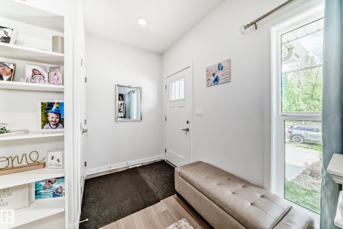 5167 Edgemont Boulevard, Edmonton, AB - Indoor Photo Showing Other Room