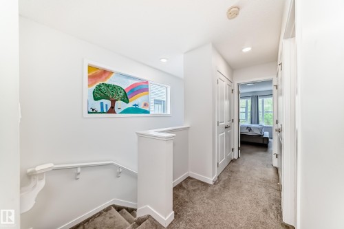 5167 Edgemont Boulevard, Edmonton, AB - Indoor Photo Showing Other Room