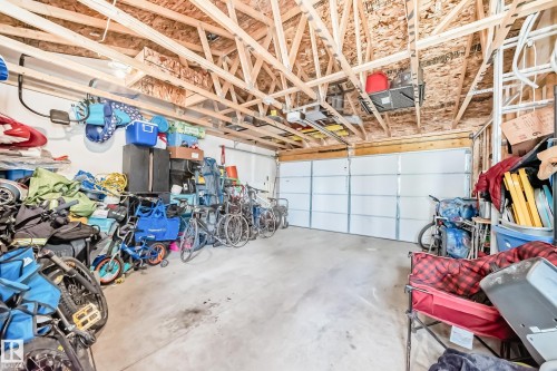 5167 Edgemont Boulevard, Edmonton, AB - Indoor Photo Showing Garage