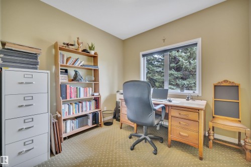 464012 A Rge Road 233, Rural Wetaskiwin County, AB - Indoor Photo Showing Office