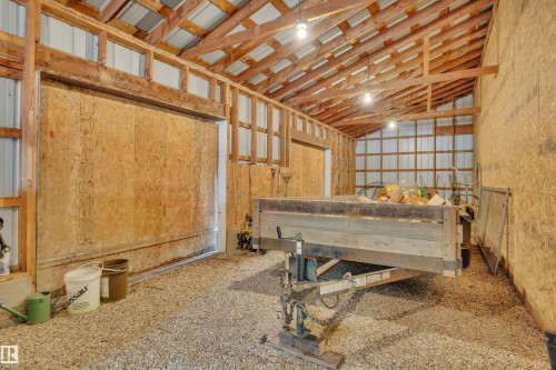 464012 A Rge Road 233, Rural Wetaskiwin County, AB - Indoor Photo Showing Other Room