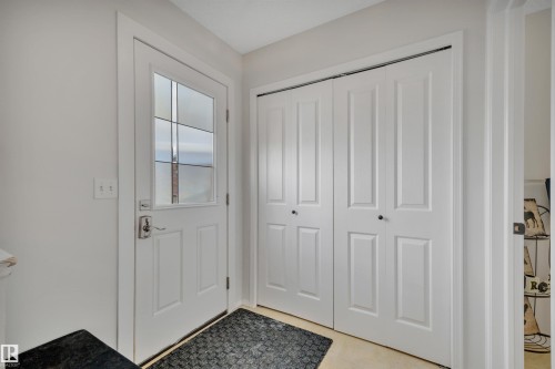 18 Southwick Point(E), Leduc, AB - Indoor Photo Showing Other Room