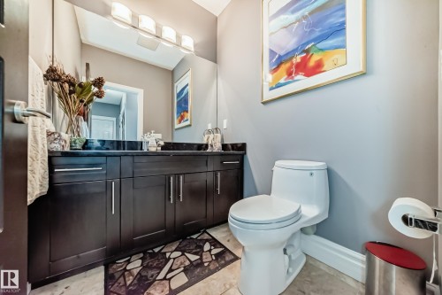 11024 179 Avenue, Edmonton, AB - Indoor Photo Showing Bathroom