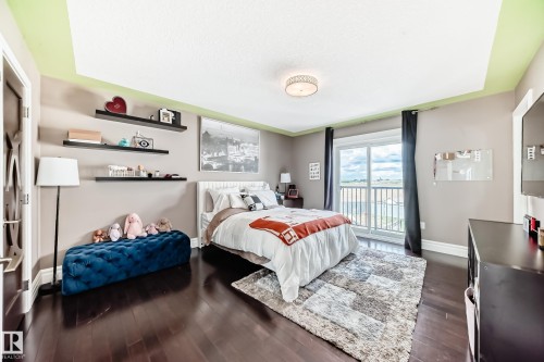 11024 179 Avenue, Edmonton, AB - Indoor Photo Showing Bedroom