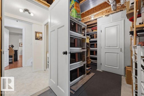 11137 81 Avenue, Edmonton, AB - Indoor