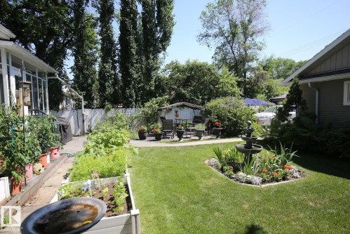 11137 81 Avenue, Edmonton, AB - Outdoor