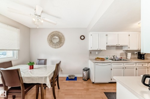 18 10453 20 Avenue, Edmonton, AB - Indoor Photo Showing Dining Room
