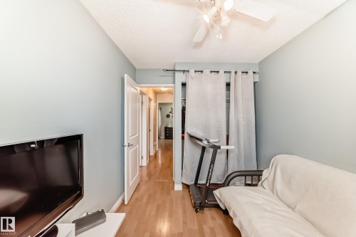18 10453 20 Avenue, Edmonton, AB - Indoor Photo Showing Other Room