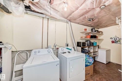 18 10453 20 Avenue, Edmonton, AB - Indoor Photo Showing Laundry Room