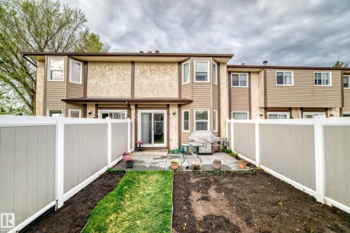 18 10453 20 Avenue, Edmonton, AB - Outdoor