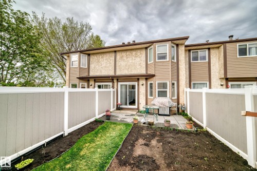 18 10453 20 Avenue, Edmonton, AB - Outdoor