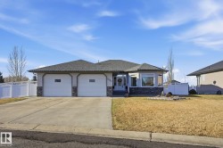 5002 58 Street Daysland, AB T0B 1A0