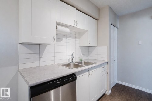 8 14110 80 Street, Edmonton, AB - Indoor Photo Showing Kitchen With Double Sink