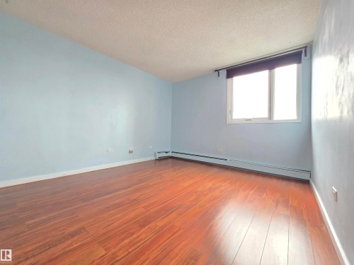 1201 10135 Saskatchewan Drive, Edmonton, AB - Indoor Photo Showing Other Room