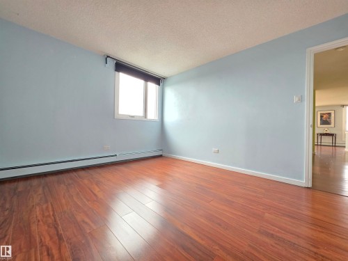 1201 10135 Saskatchewan Drive, Edmonton, AB - Indoor Photo Showing Other Room