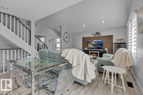 18911 58 Avenue, Edmonton, AB - Indoor