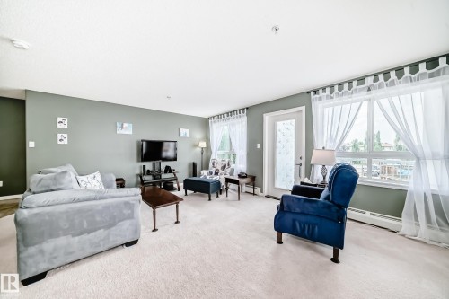 205 5340 199 Street, Edmonton, AB - Indoor