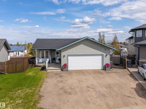 1506 15 Street  Cold Lake, AB T9M 1Z8
