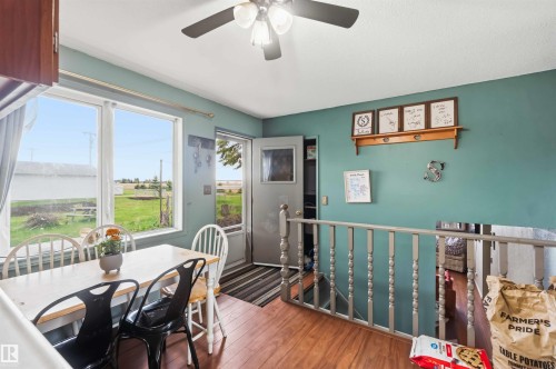 5437 49 Avenue, Andrew, AB - Indoor