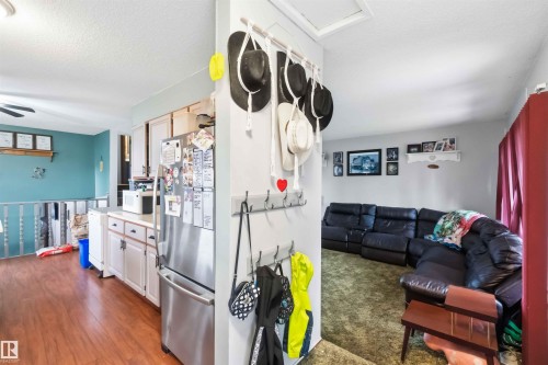5437 49 Avenue, Andrew, AB - Indoor