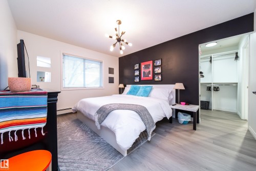 303 9938 104 Street, Edmonton, AB - Indoor Photo Showing Bedroom