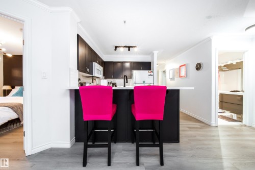 303 9938 104 Street, Edmonton, AB - Indoor Photo Showing Other Room