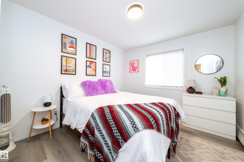 303 9938 104 Street, Edmonton, AB - Indoor Photo Showing Bedroom