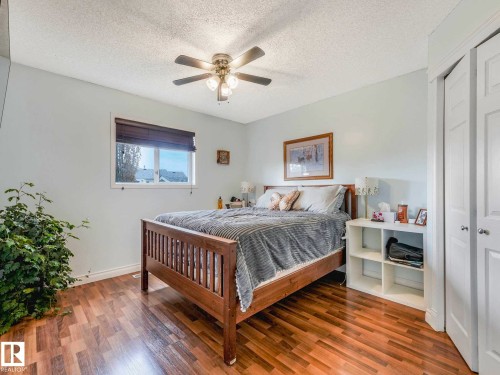317 Kline Crescent, Edmonton, AB - Indoor Photo Showing Bedroom