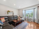 317 Kline Crescent, Edmonton, AB  - Indoor Photo Showing Living Room 