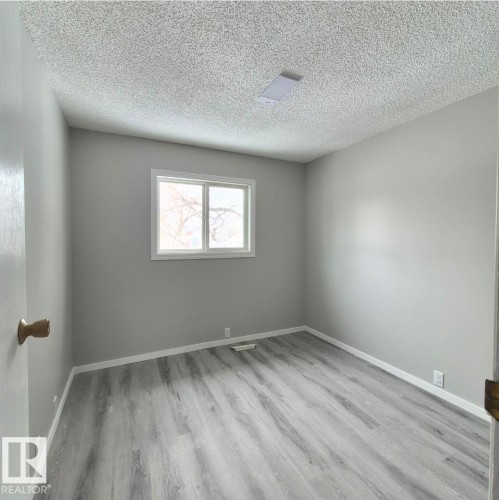 1312 Lakewood Road W, Edmonton, AB - Indoor Photo Showing Other Room