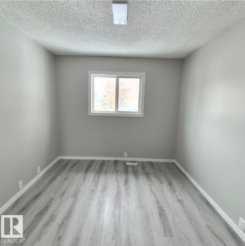 1312 Lakewood Road W, Edmonton, AB - Indoor Photo Showing Other Room