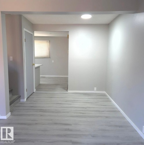 1312 Lakewood Road W, Edmonton, AB - Indoor Photo Showing Other Room