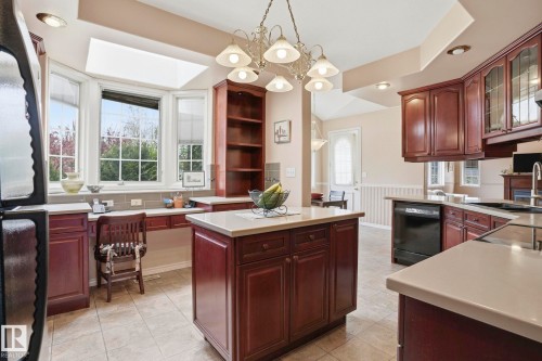 7 J. Brown Place, Leduc, AB - Indoor Photo Showing Kitchen