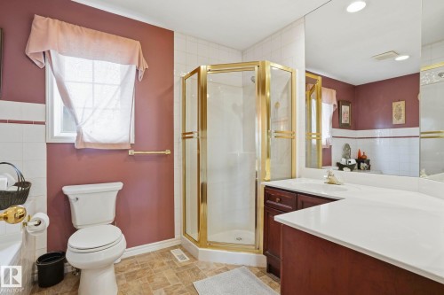 7 J. Brown Place, Leduc, AB - Indoor Photo Showing Bathroom