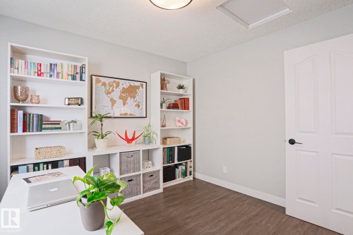 53 Newport Crescent, St. Albert, AB - Indoor Photo Showing Other Room