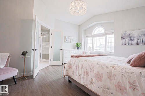 53 Newport Crescent, St. Albert, AB - Indoor Photo Showing Bedroom