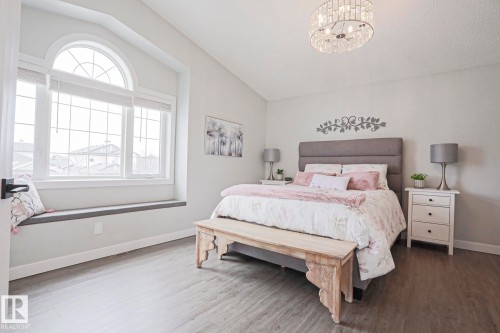 53 Newport Crescent, St. Albert, AB - Indoor Photo Showing Bedroom