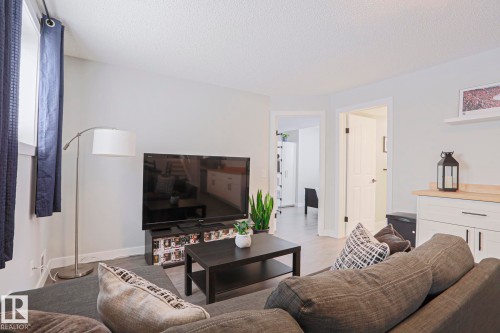 53 Newport Crescent, St. Albert, AB - Indoor Photo Showing Living Room