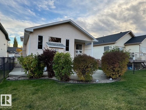 53 Newport Crescent, St. Albert, AB - Outdoor