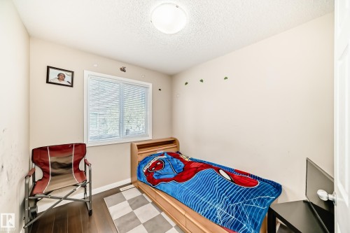 625 56 Street, Edmonton, AB - Indoor Photo Showing Bedroom