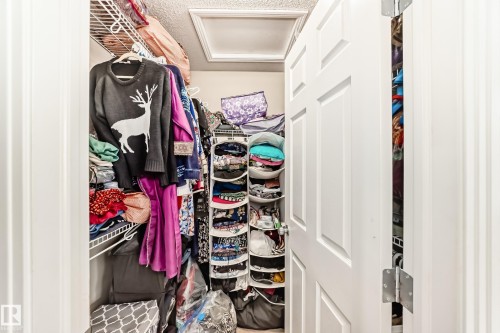 625 56 Street, Edmonton, AB - Indoor With Storage