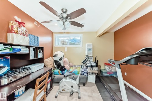 625 56 Street, Edmonton, AB - Indoor Photo Showing Other Room