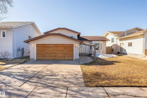 6017 53 Avenue  Cold Lake, AB T9M 1T5