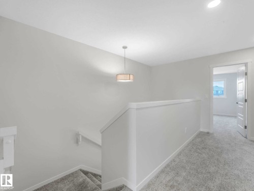 20723 24 Avenue, Edmonton, AB - Indoor Photo Showing Other Room