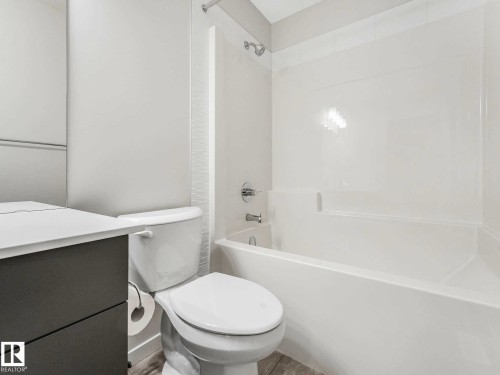 20723 24 Avenue, Edmonton, AB - Indoor Photo Showing Bathroom